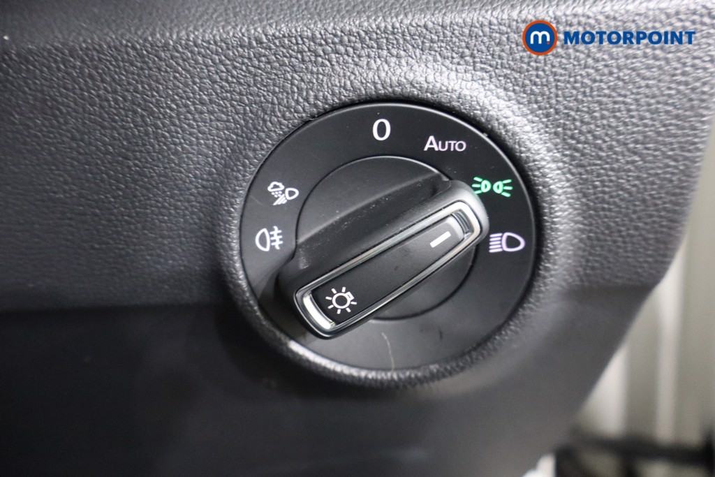 Used Volkswagen T-Roc 2023 for sale - 77546083: Photo 25