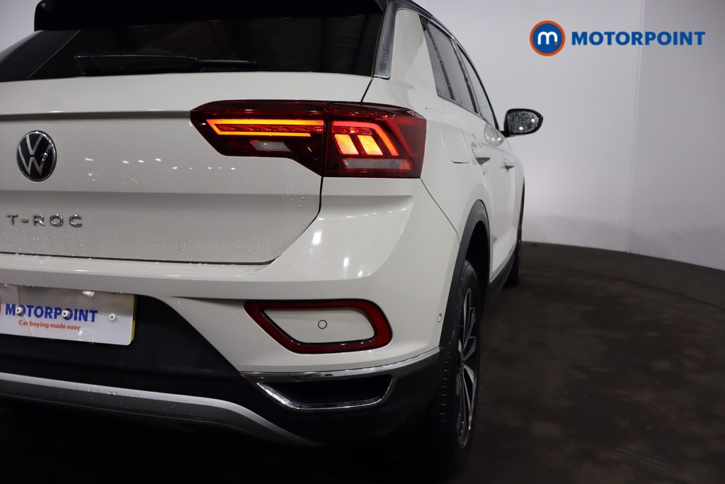 Used Volkswagen T-Roc 2023 for sale - 77546083: Photo 37