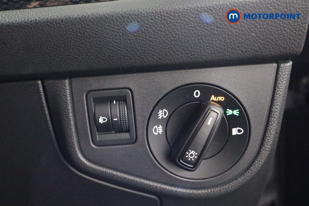 Used Volkswagen Taigo 2024 for sale - 76746231: Photo 15