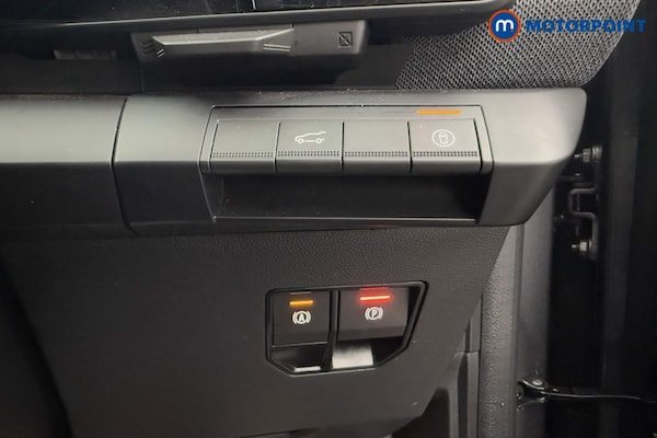 Used Renault Scenic E-Tech 2025 for sale - 76242300: Photo 24