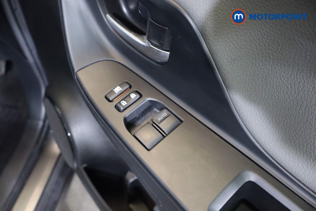 Used Toyota Yaris 2019 for sale - 76697110: Photo 16