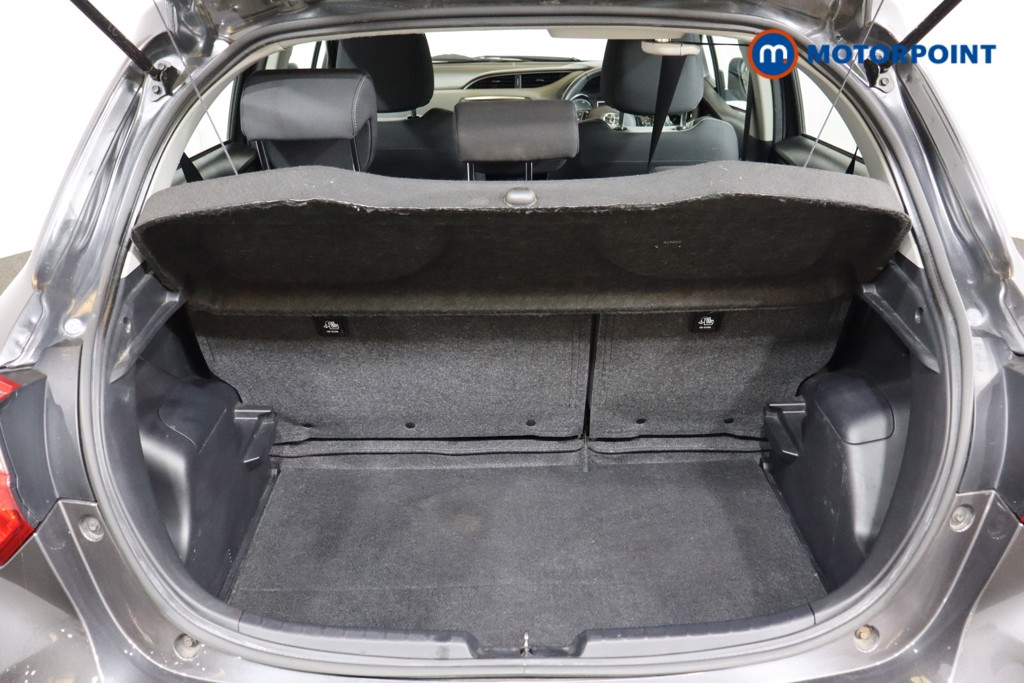 Used Toyota Yaris 2019 for sale - 76697110: Photo 21