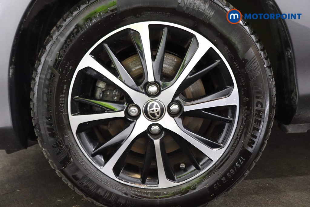 Used Toyota Yaris 2019 for sale - 76697110: Photo 24