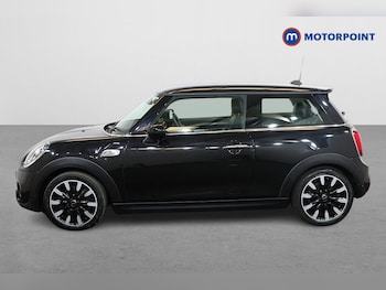 Used MINI Hatch 2019 for sale - 76235023: Photo
