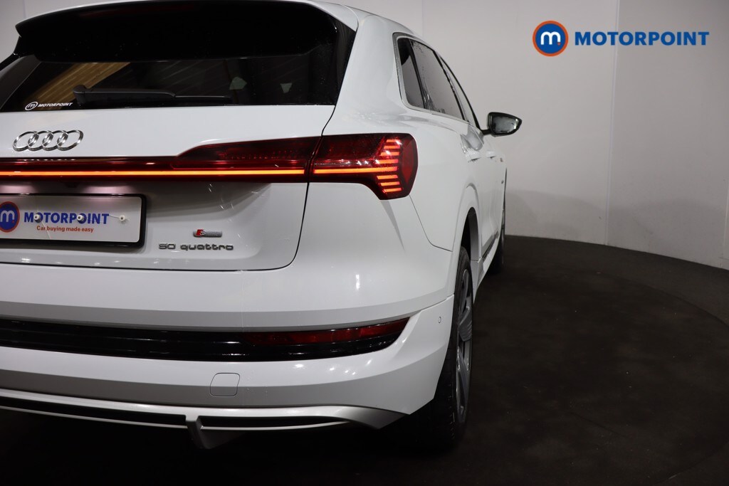 Used Audi e-tron 2022 for sale - 77168319: Photo 43