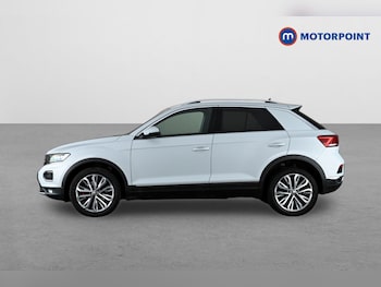 Used Volkswagen T-Roc 2018 for sale - 78064721: Photo