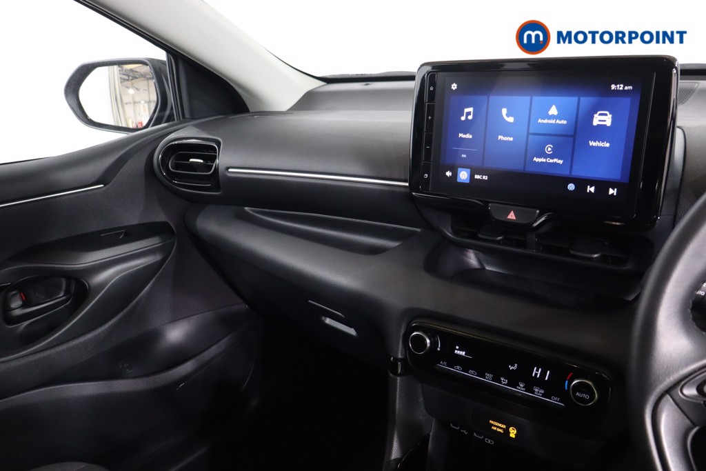 Used Toyota Yaris 2025 for sale - 77607738: Photo 11