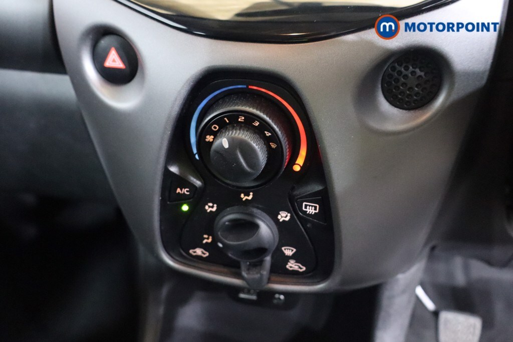 Used Toyota AYGO 2019 for sale - 76750567: Photo 18