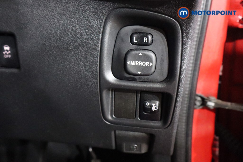 Used Toyota AYGO 2019 for sale - 76750567: Photo 25