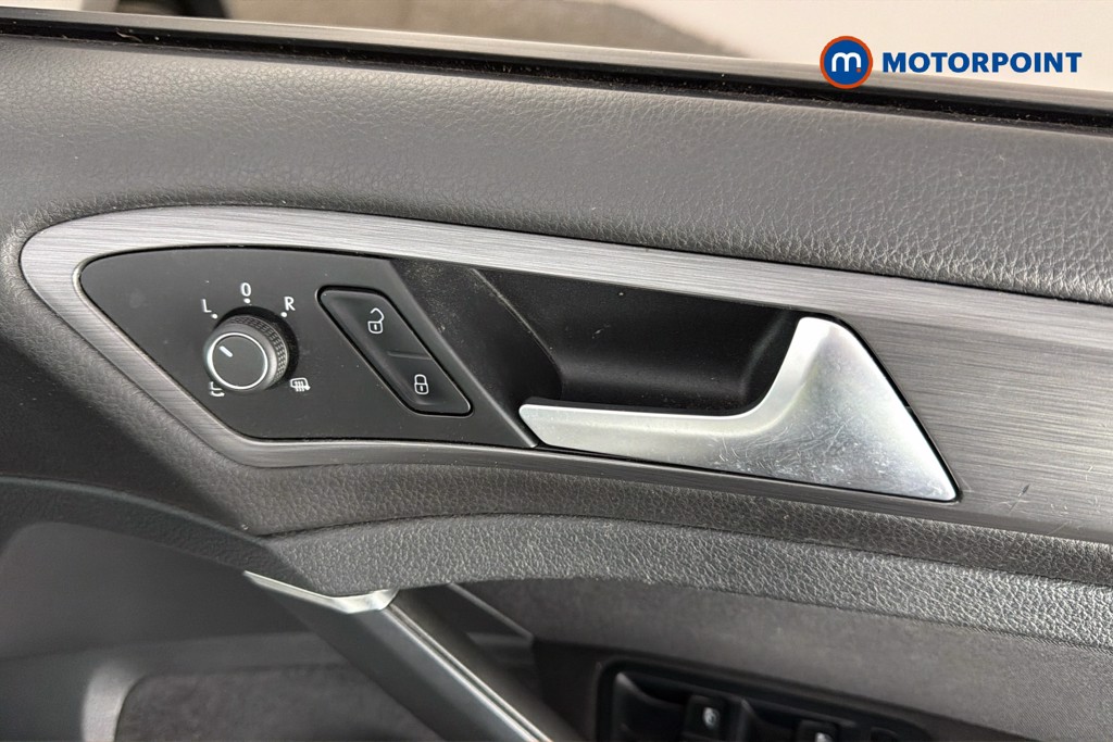 Used Volkswagen Golf 2020 for sale - 78199576: Photo 37