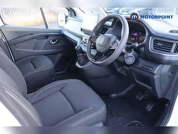 Used Renault Trafic 2025 for sale - 77207907: Photo