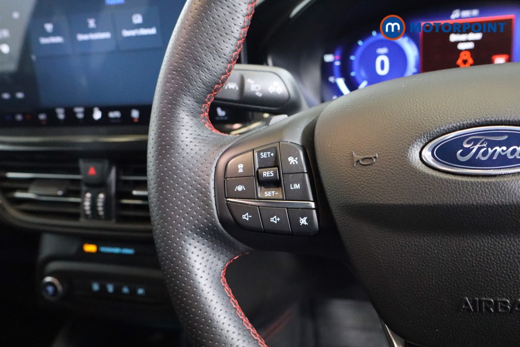 Used Ford Focus 2023 for sale - 76367199: Photo 10