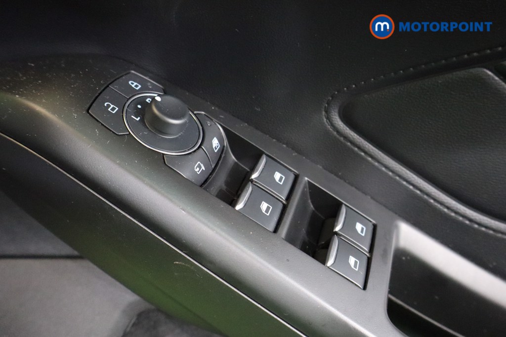 Used Ford Focus 2023 for sale - 76367199: Photo 17