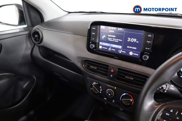 Used Hyundai i10 2024 for sale - 76141080: Photo 11