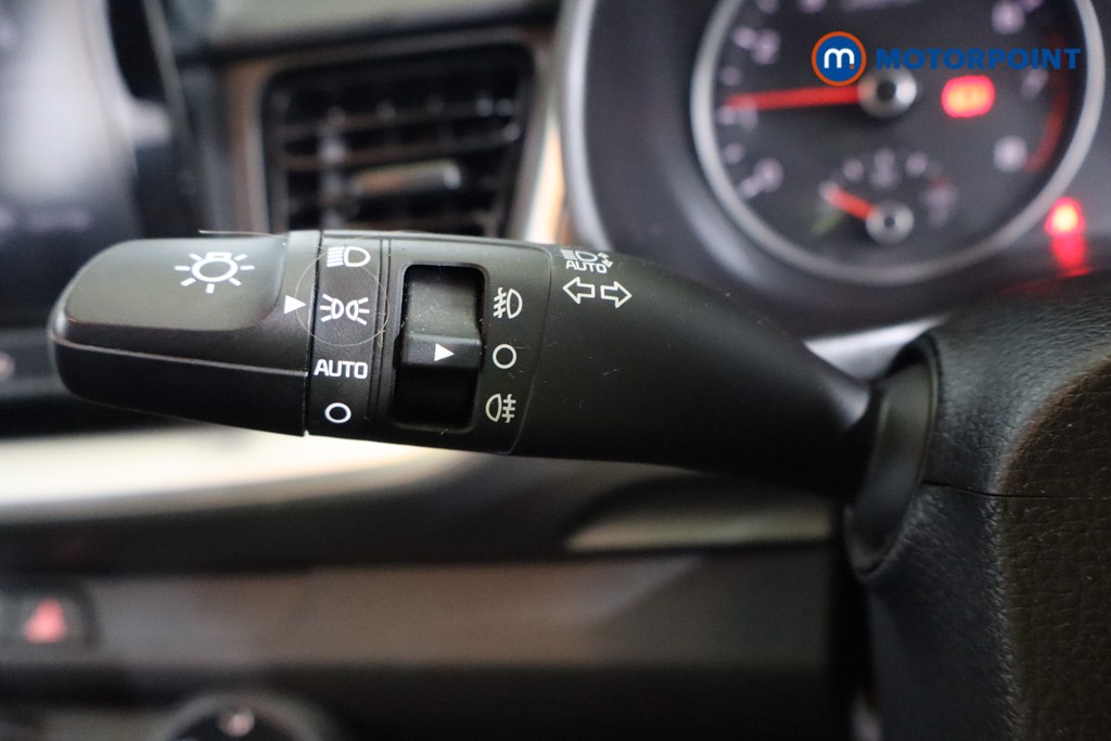 Used Kia Stonic 2021 for sale - 76460745: Photo 23