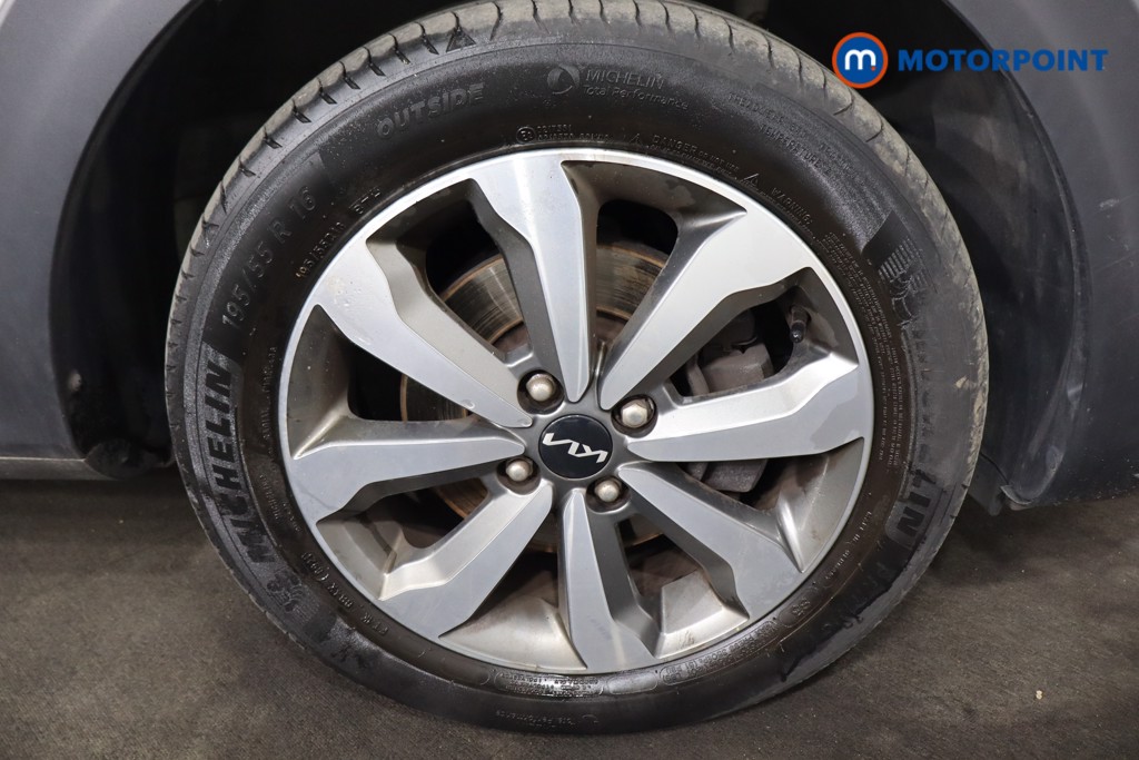 Used Kia Stonic 2021 for sale - 76460745: Photo 33