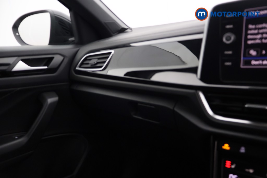 Used Volkswagen T-Roc 2022 for sale - 77235948: Photo 23