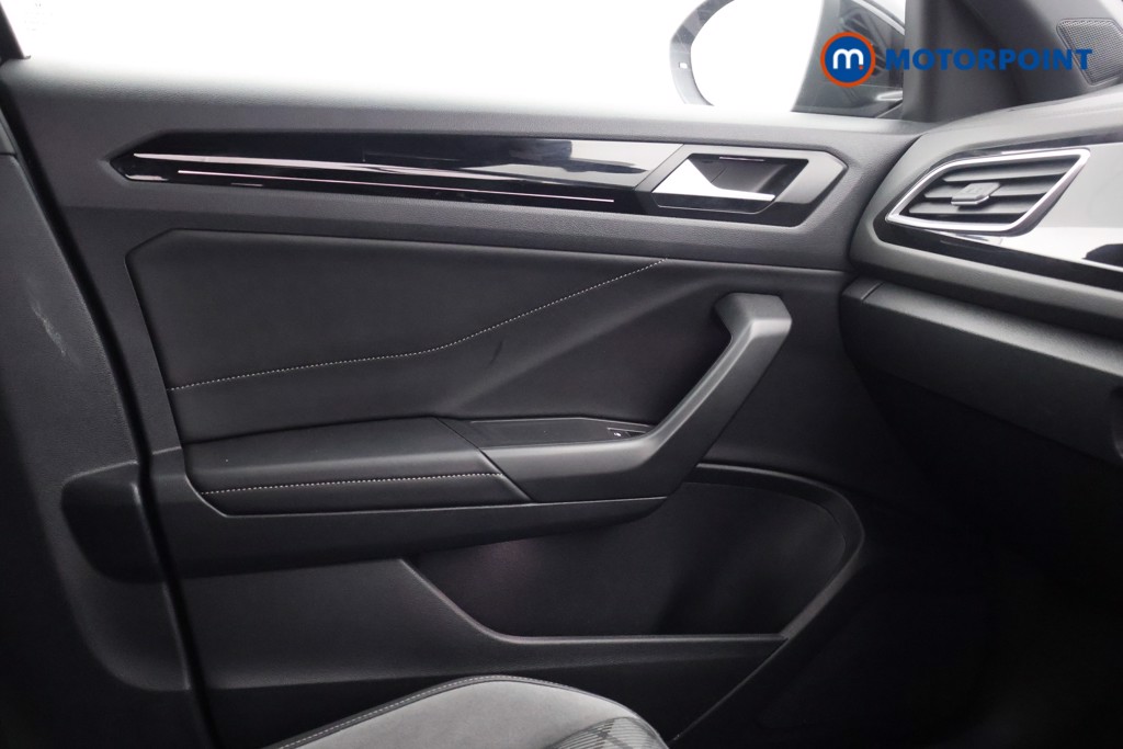 Used Volkswagen T-Roc 2022 for sale - 77235948: Photo 24