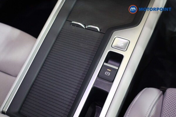 Used Volkswagen Passat 2025 for sale - 75653549: Photo 23