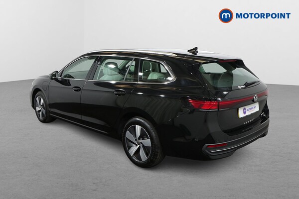 Used Volkswagen Passat 2025 for sale - 75653549: Photo 5