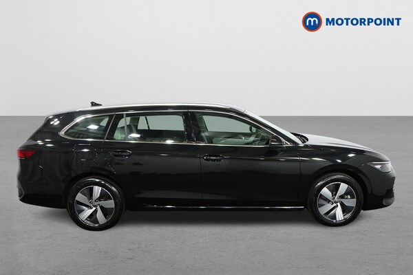 Used Volkswagen Passat 2025 for sale - 75653549: Photo 8