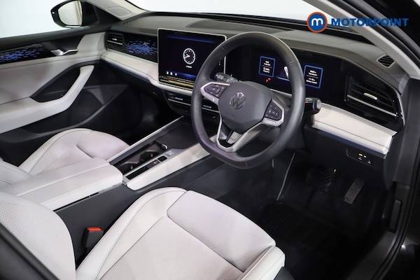 Used Volkswagen Passat 2025 for sale - 75653549: Photo 9