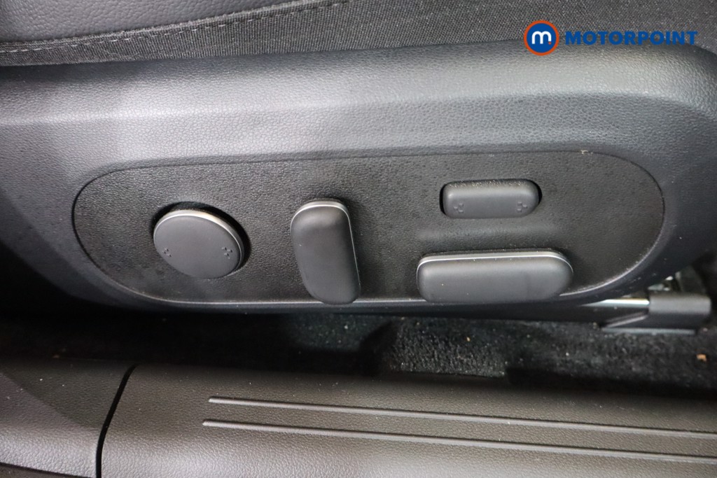 Used Hyundai IONIQ 6 2025 for sale - 77257541: Photo 32