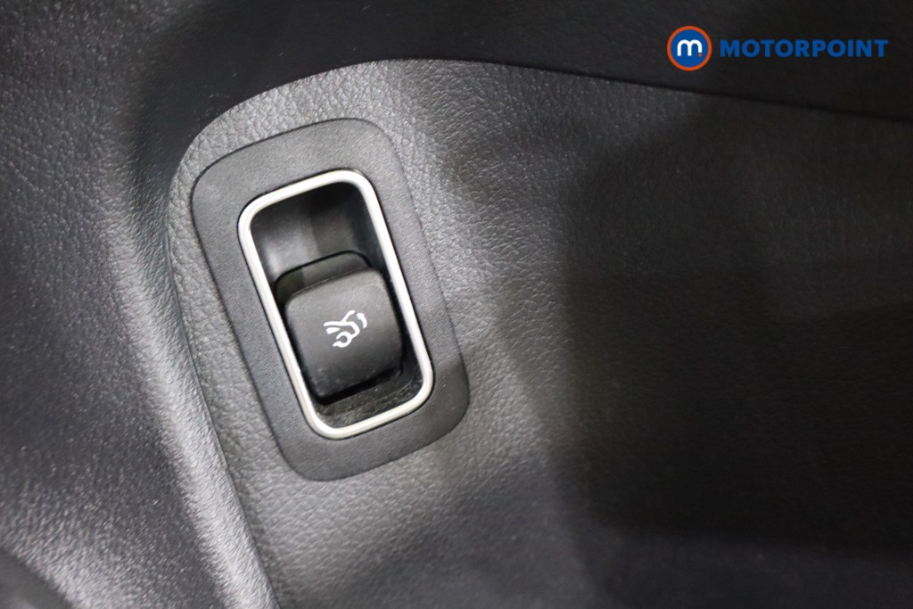 Used Mercedes-Benz CLA 2022 for sale - 76076860: Photo 18