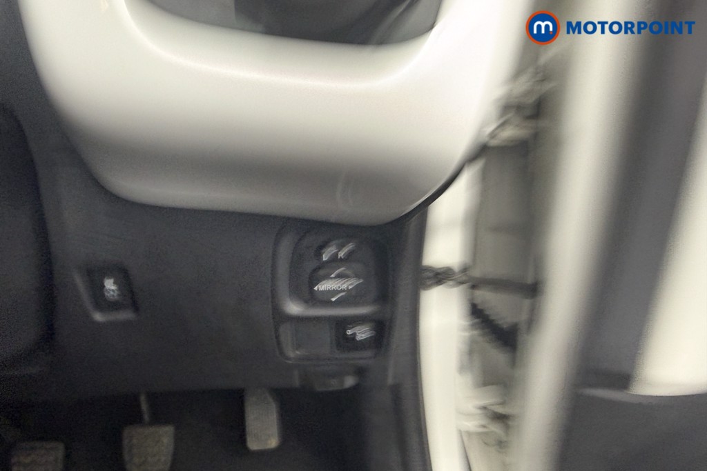 Used Toyota AYGO 2017 for sale - 77553303: Photo 20