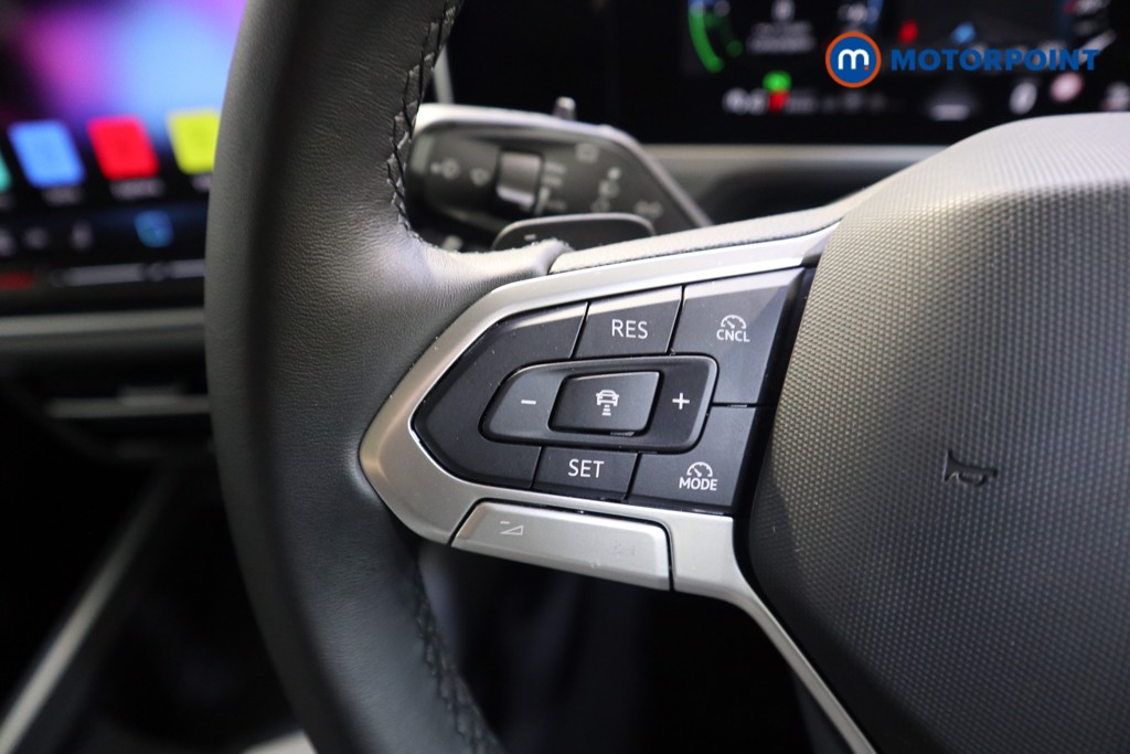 Used Volkswagen Passat 2025 for sale - 76394293: Photo 11