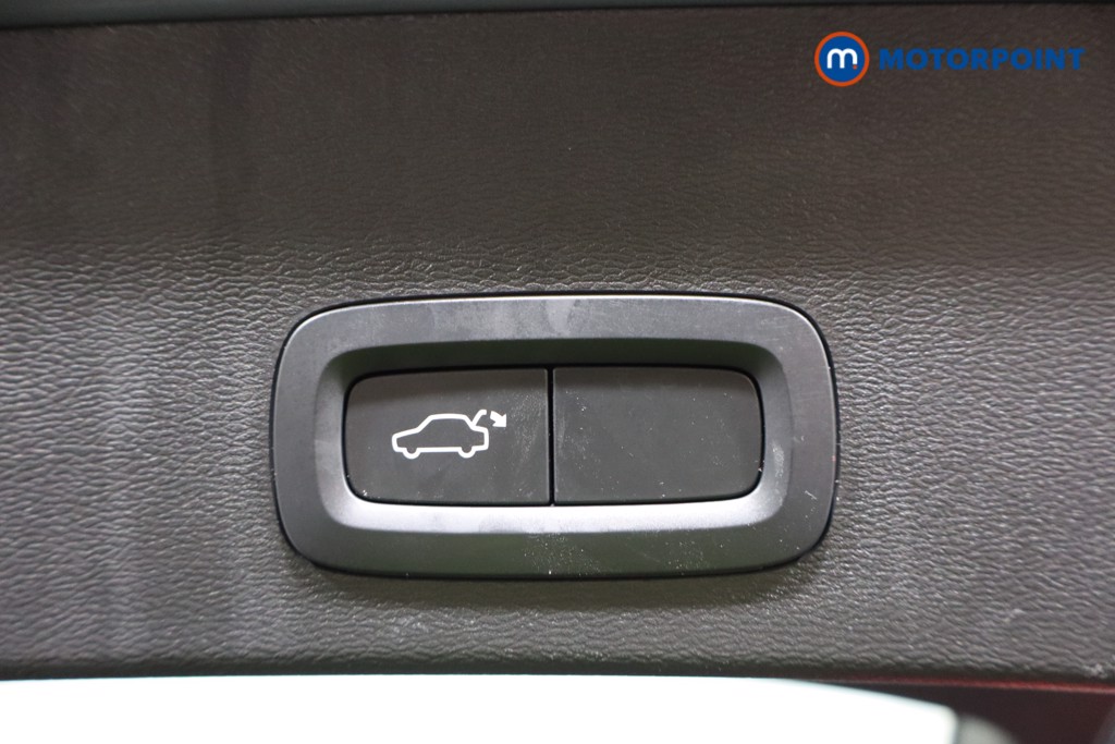 Used Volvo XC40 2022 for sale - 77546078: Photo 33