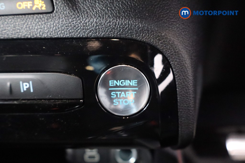 Used Ford Kuga 2024 for sale - 76542441: Photo 21