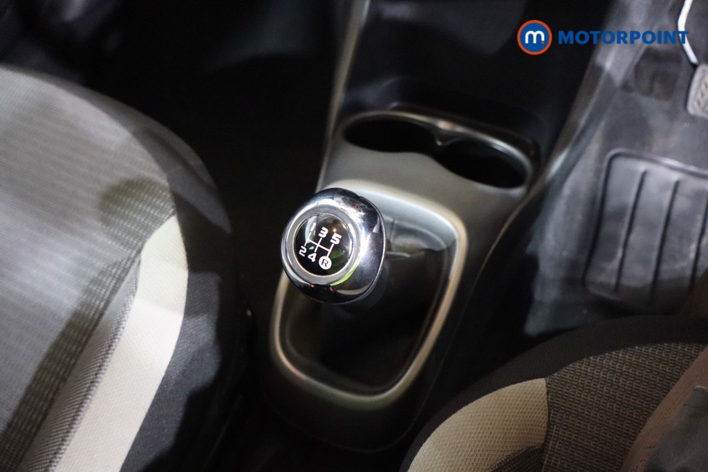Used Toyota AYGO 2021 for sale - 76290765: Photo 20