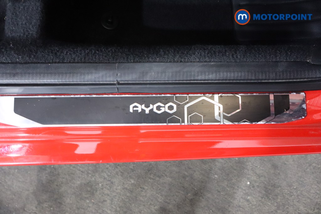 Used Toyota AYGO 2021 for sale - 76290765: Photo 27