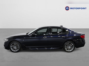Used BMW 5 Series 2018 for sale - 75743213: Photo