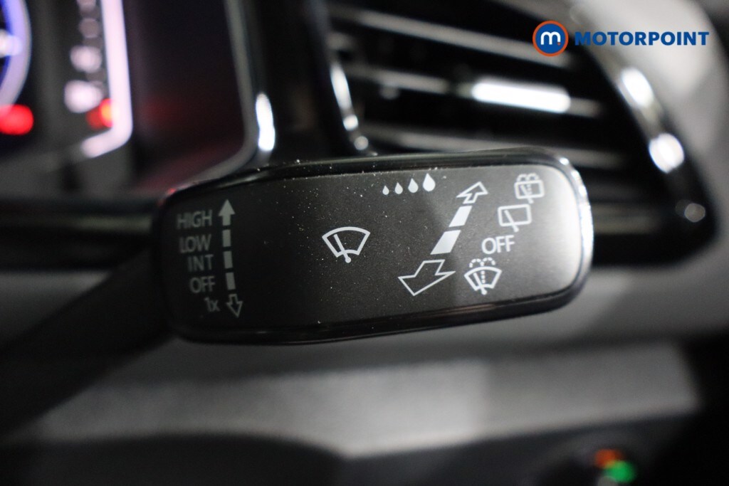 Used Volkswagen T-Roc 2025 for sale - 77872739: Photo 14