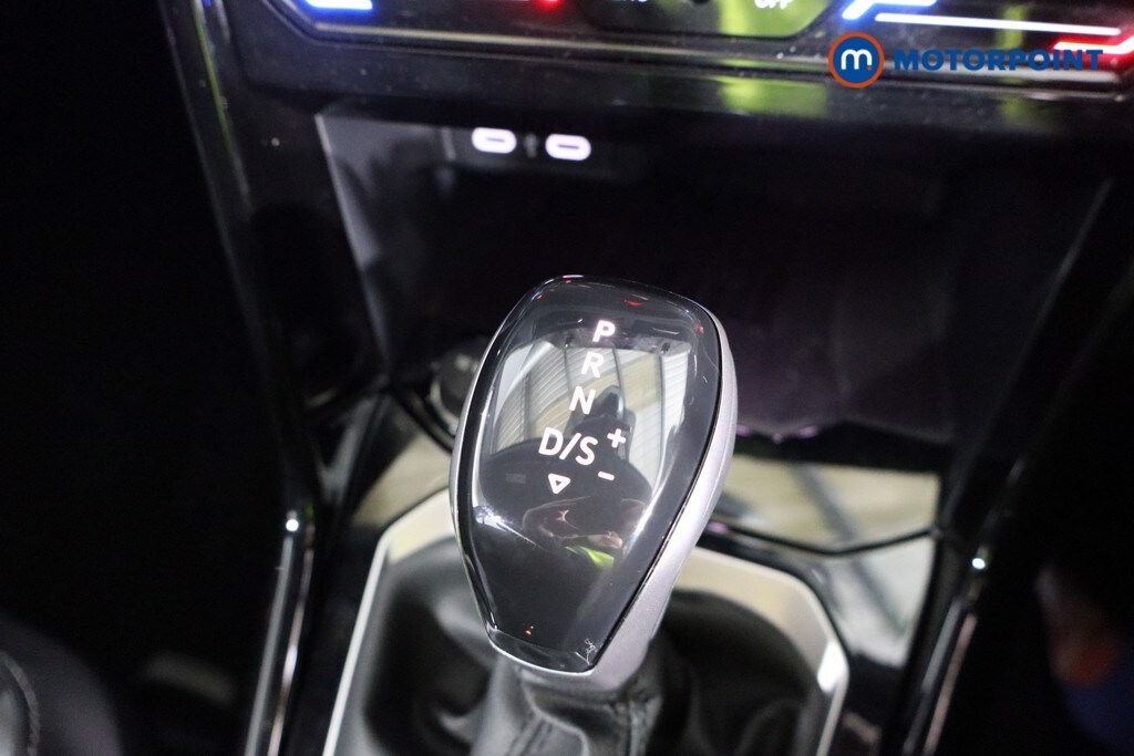 Used Volkswagen T-Roc 2025 for sale - 77872739: Photo 18