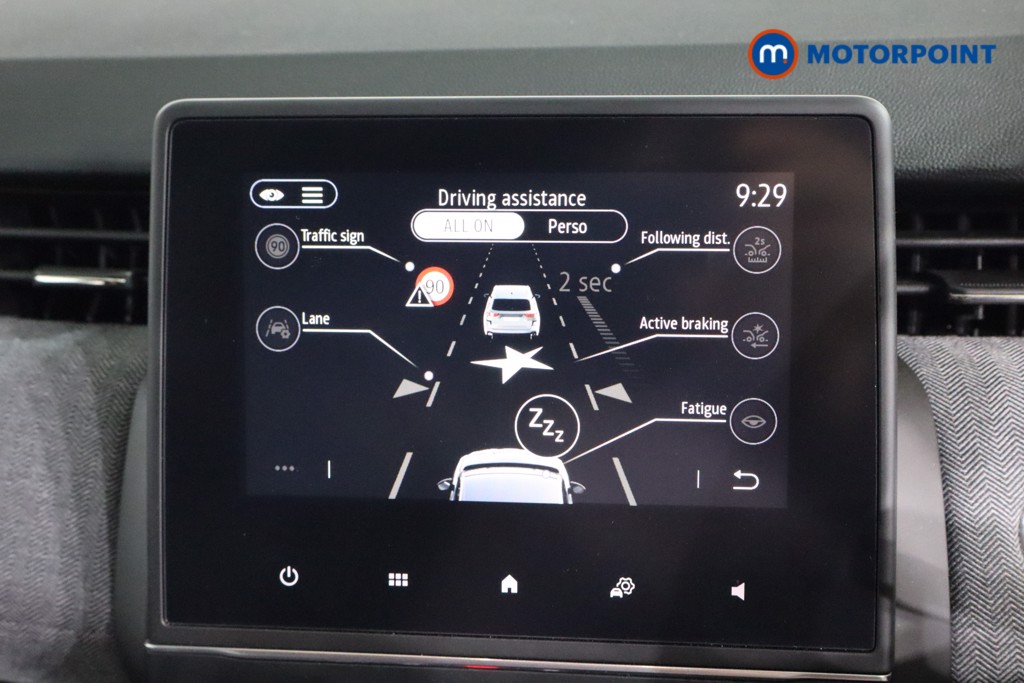Used Renault Clio 2025 for sale - 76075157: Photo 17