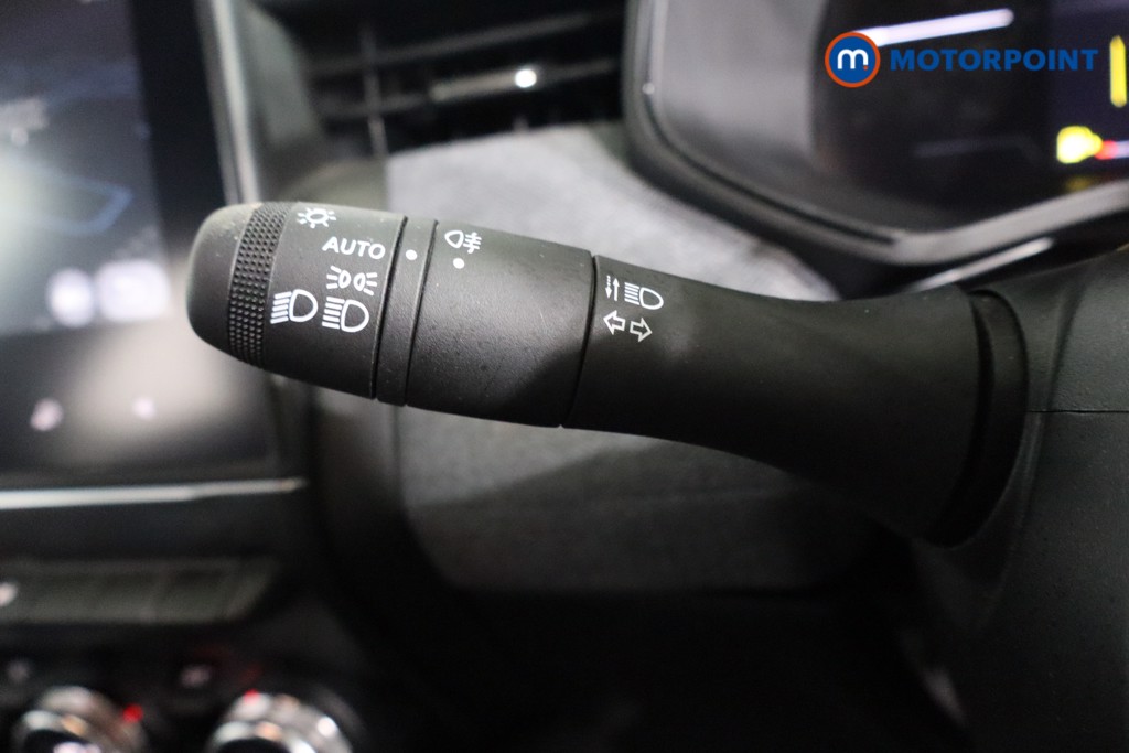 Used Renault Clio 2025 for sale - 76075157: Photo 23
