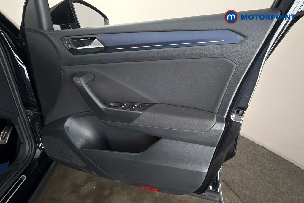 Used Volkswagen T-Roc 2021 for sale - 77932316: Photo 23