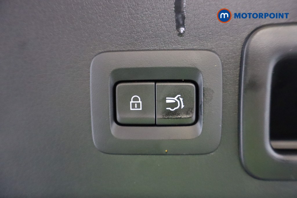 Used Mazda CX-30 2020 for sale - 76933990: Photo 31