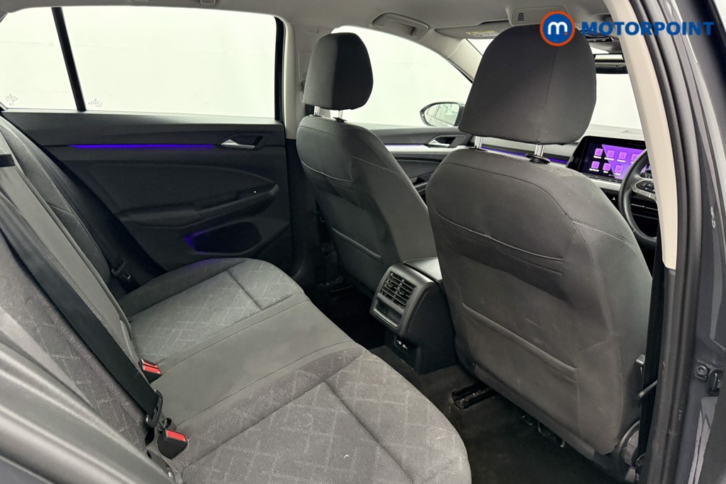 Used Volkswagen Golf 2023 for sale - 76303016: Photo 30