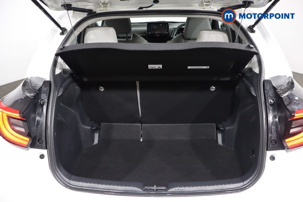 Used Toyota Yaris 2022 for sale - 77607774: Photo 28