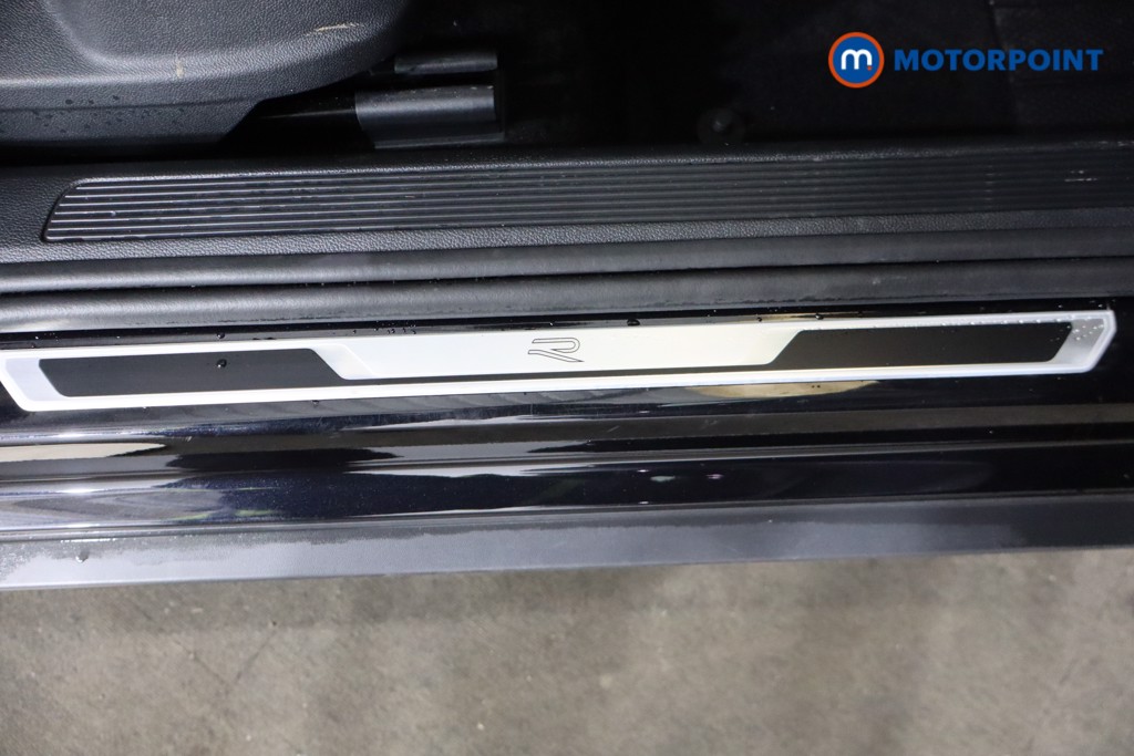 Used Volkswagen T-Roc 2025 for sale - 77607698: Photo 27