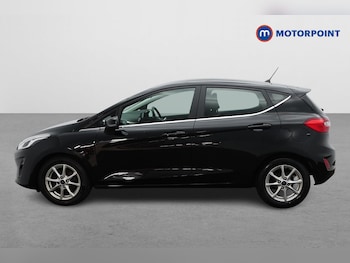Used Ford Fiesta 2018 for sale - 78052578: Photo