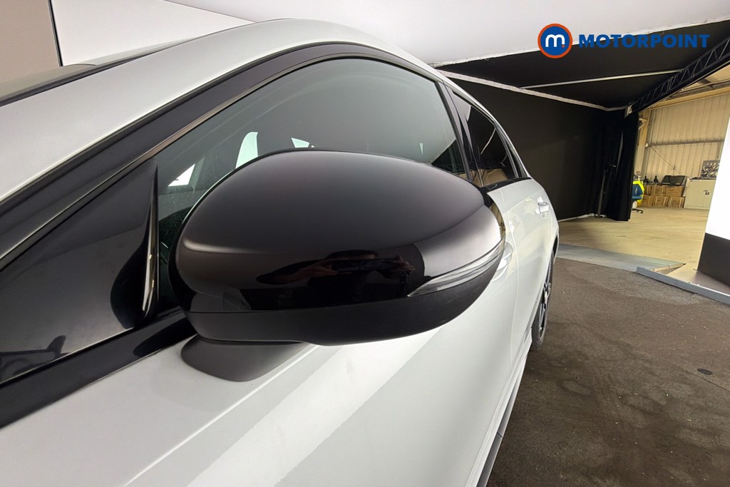 Used Mercedes-Benz A-Class 2022 for sale - 77918946: Photo 2