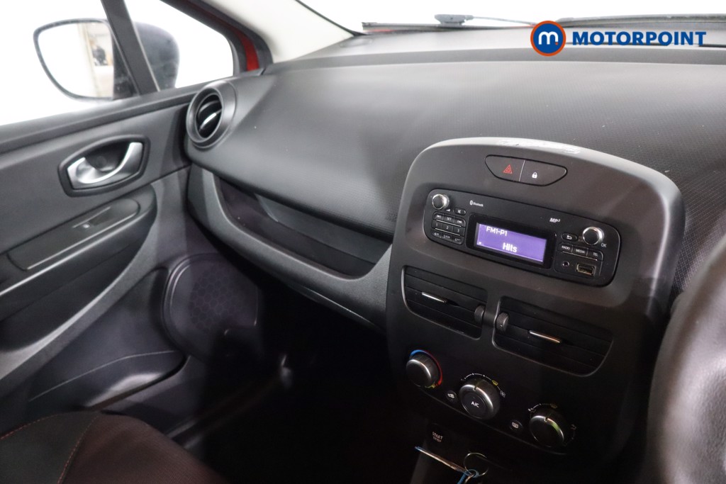 Used Renault Clio 2016 for sale - 77020170: Photo 11