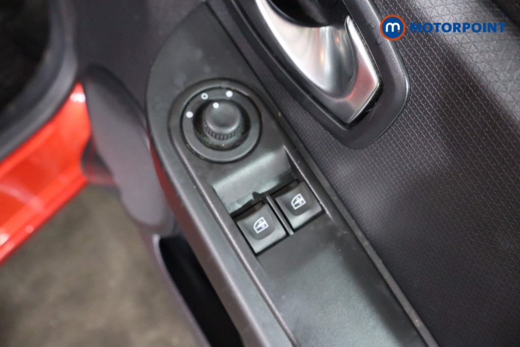 Used Renault Clio 2016 for sale - 77020170: Photo 24