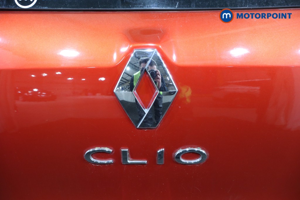 Used Renault Clio 2016 for sale - 77020170: Photo 35