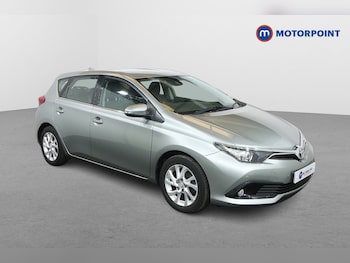 Toyota Auris feature image